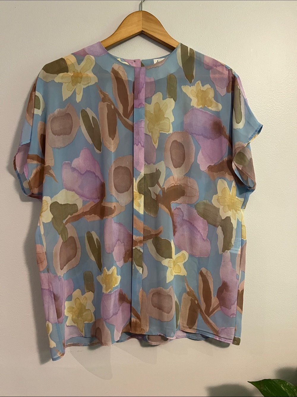 Floral Watercolor Short-Sleeve Blouse flowy, sz XL